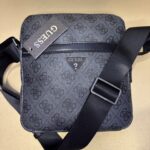 Чоловіча сумка Guess Vezzola